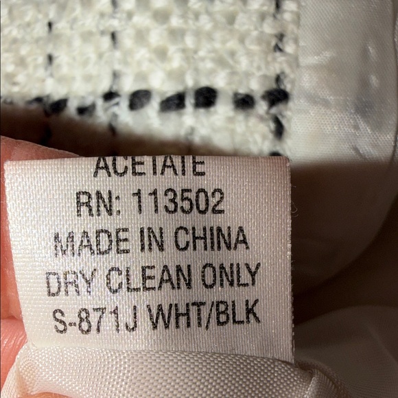 Tweed Blazer Jacket Gold Button Textured Structured Spring Chic - Picture 6 of 8